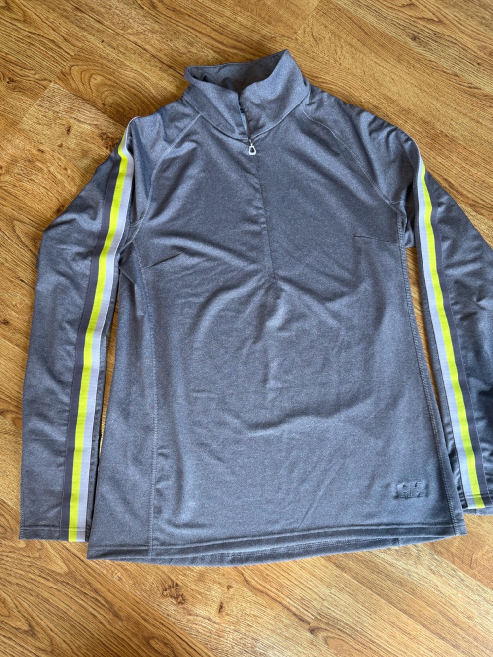 Helly Hansen purple/Gray Quarter-Zip Pullover with Yellow Stripe Accents, L